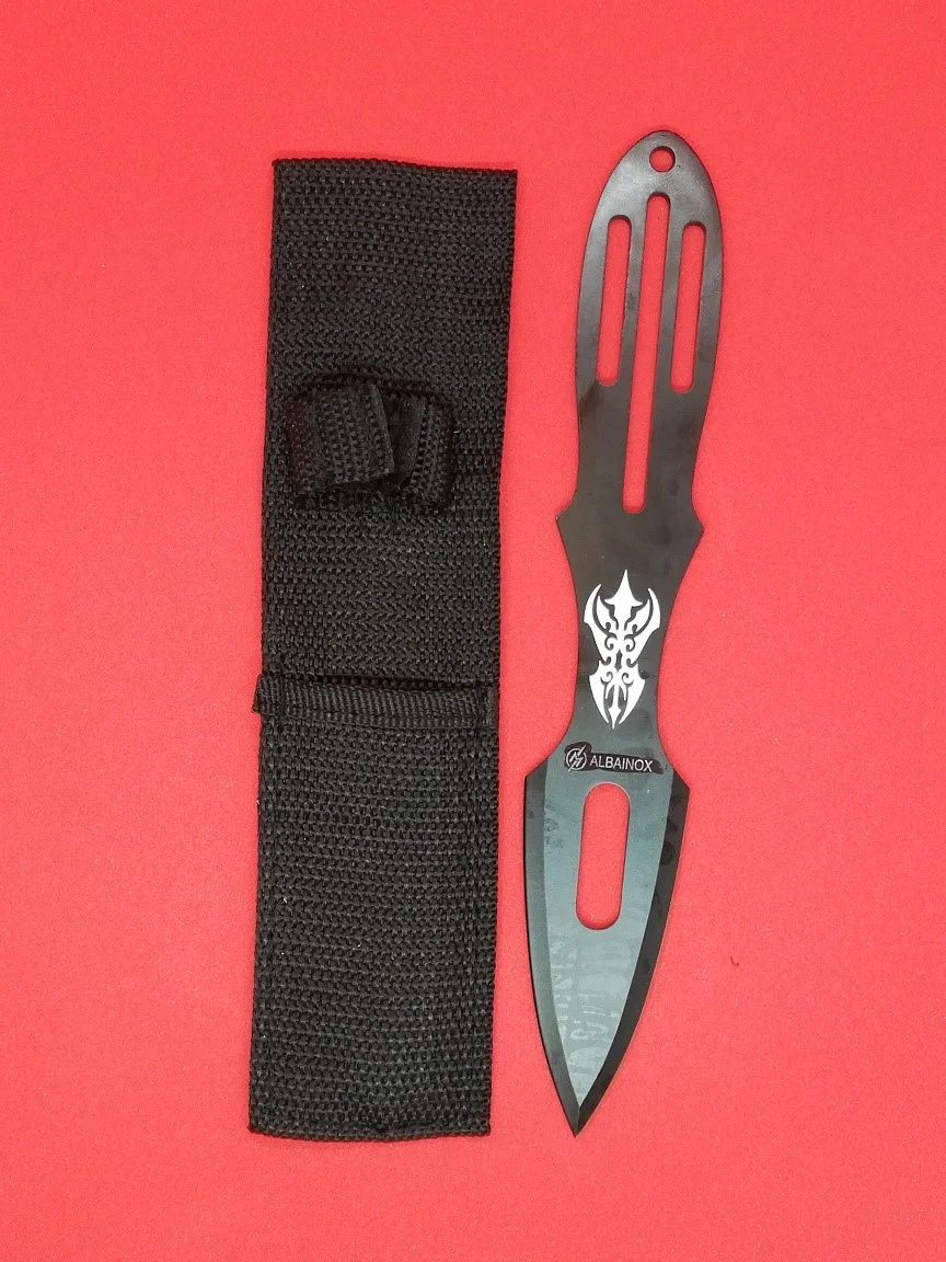 Couteau de lancer